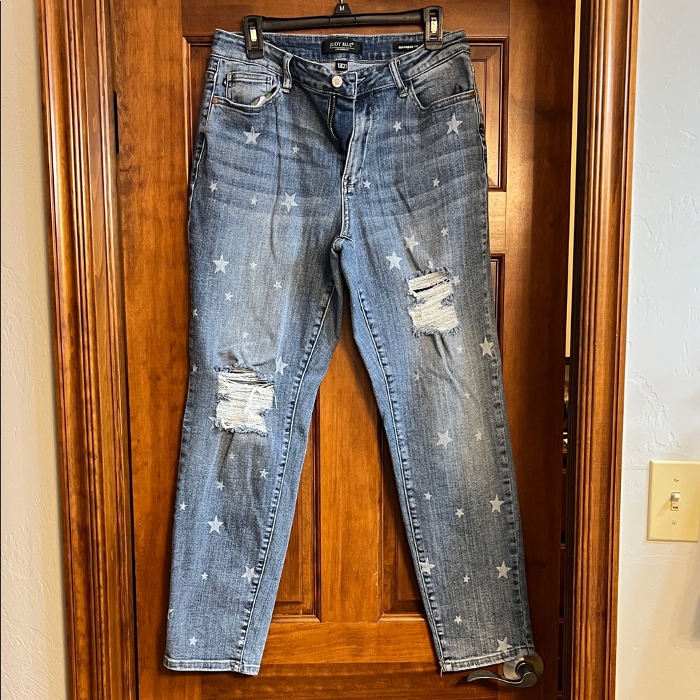 Universal Thread Starry Distressed Blue Jeans - image 1